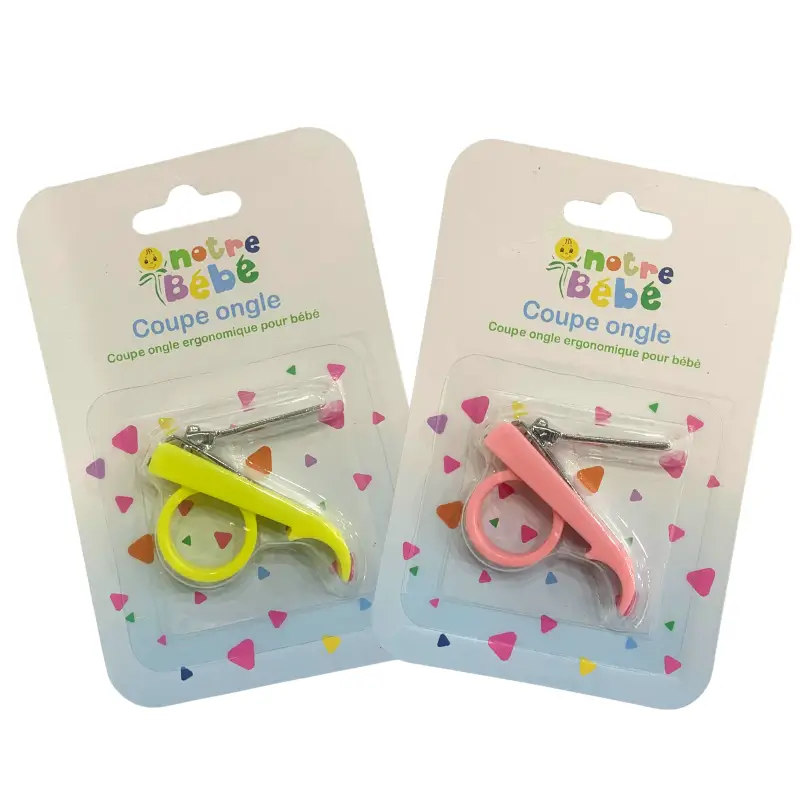 Untitled-design-31.webp NOTRE BB BROSSE ET PEINE – Image 1